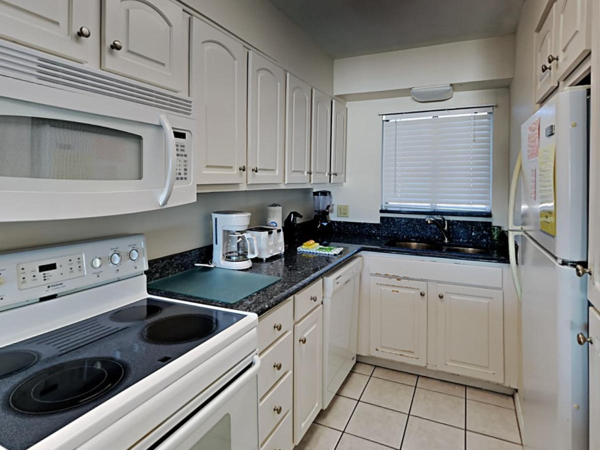 Apartment Regency Towers 719